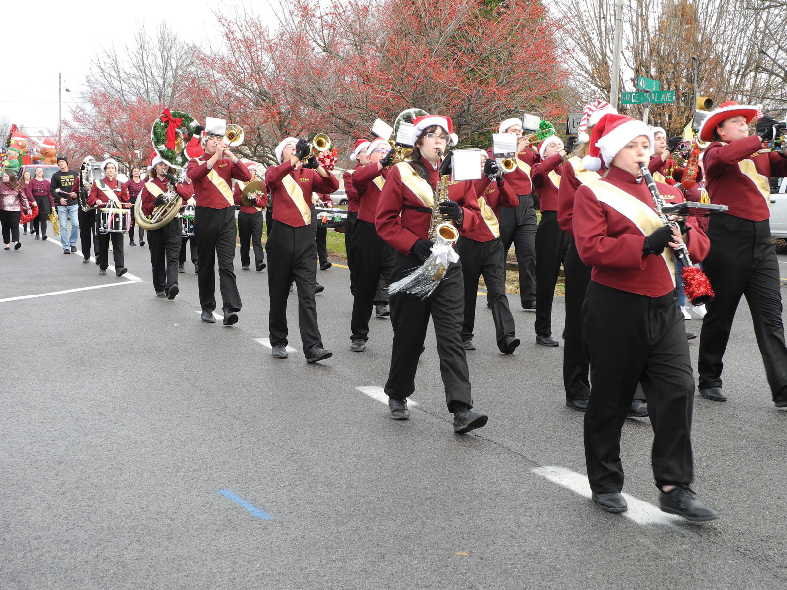 Vienna Parade 12-04-23-Vienna-Parade-3 | News, Sports, Jobs - Marietta Times